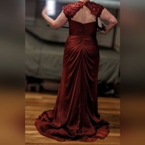 Montage by Mon Cheri wine sweetheart back formal dress